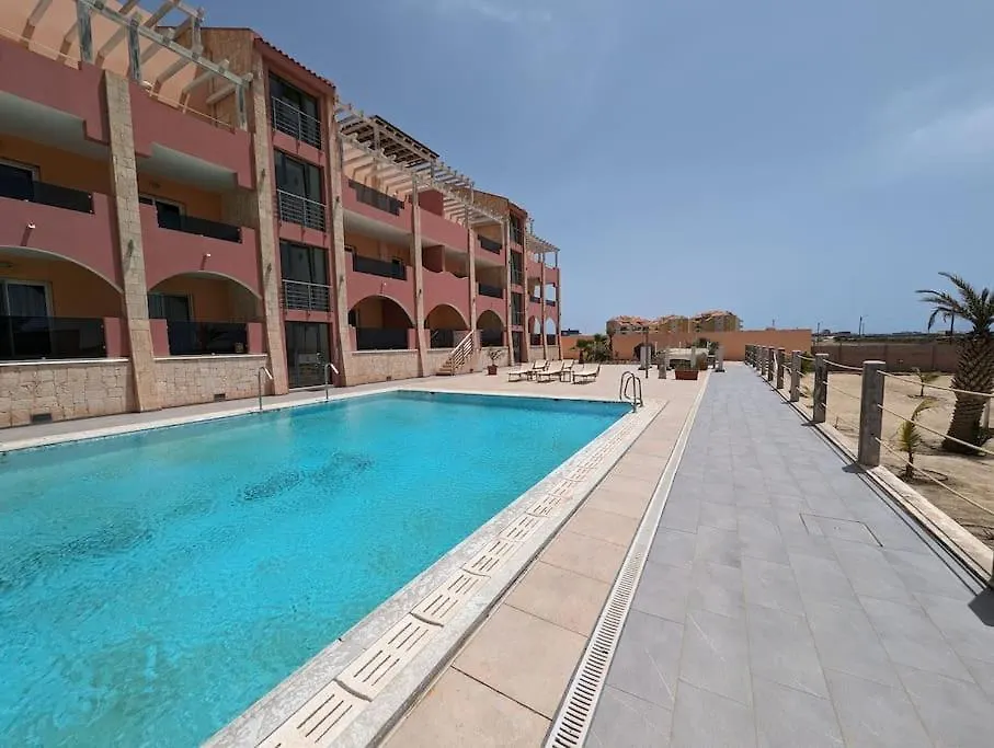 Large Townhouse Close To Beach Sal Rei