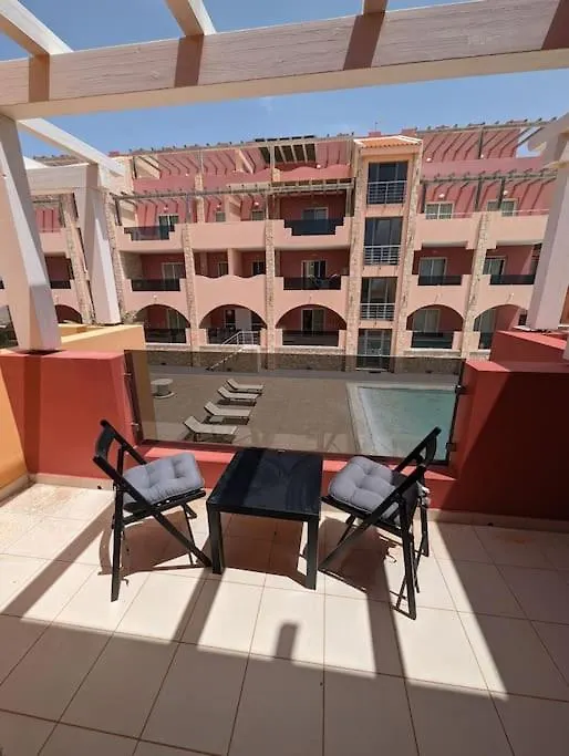 Large Townhouse Close To Beach Sal Rei