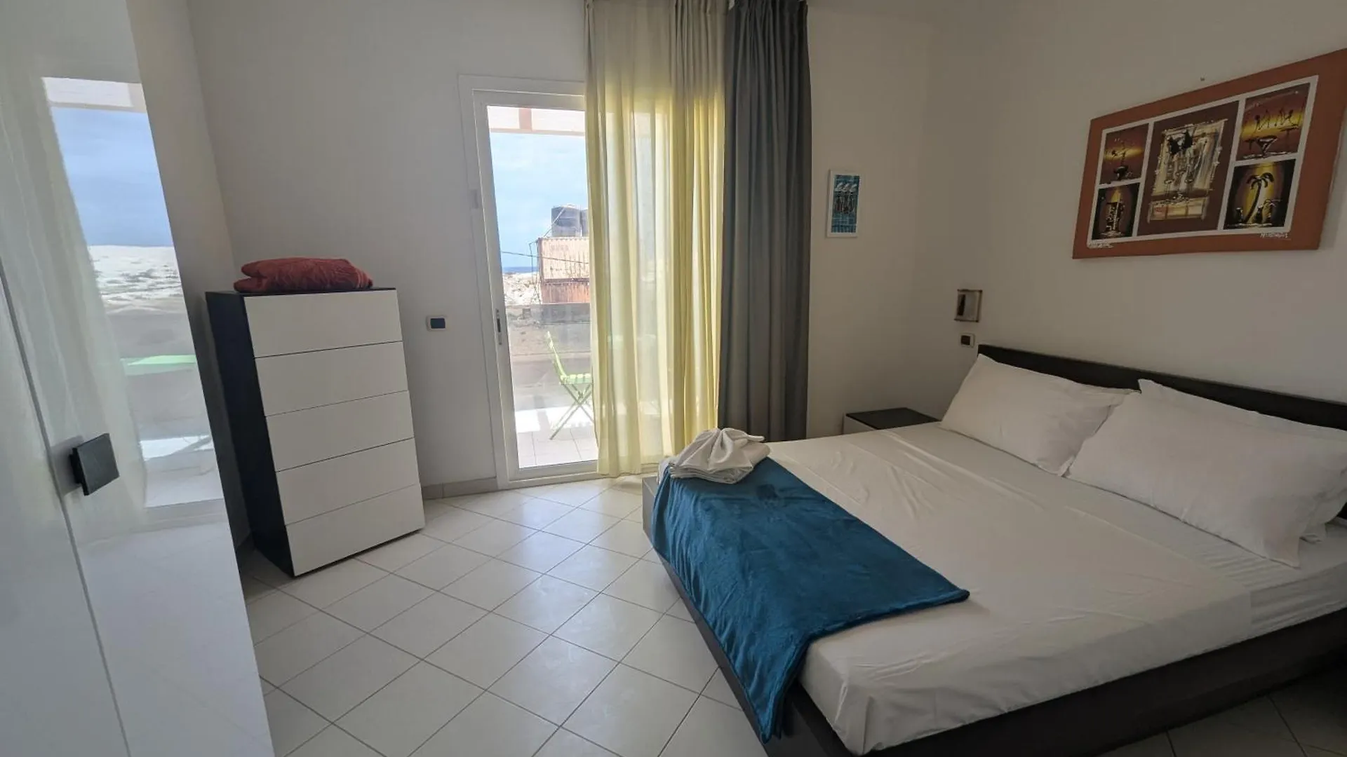 Large Townhouse Close To Beach Sal Rei 0*,  Zöld-foki-szigetek