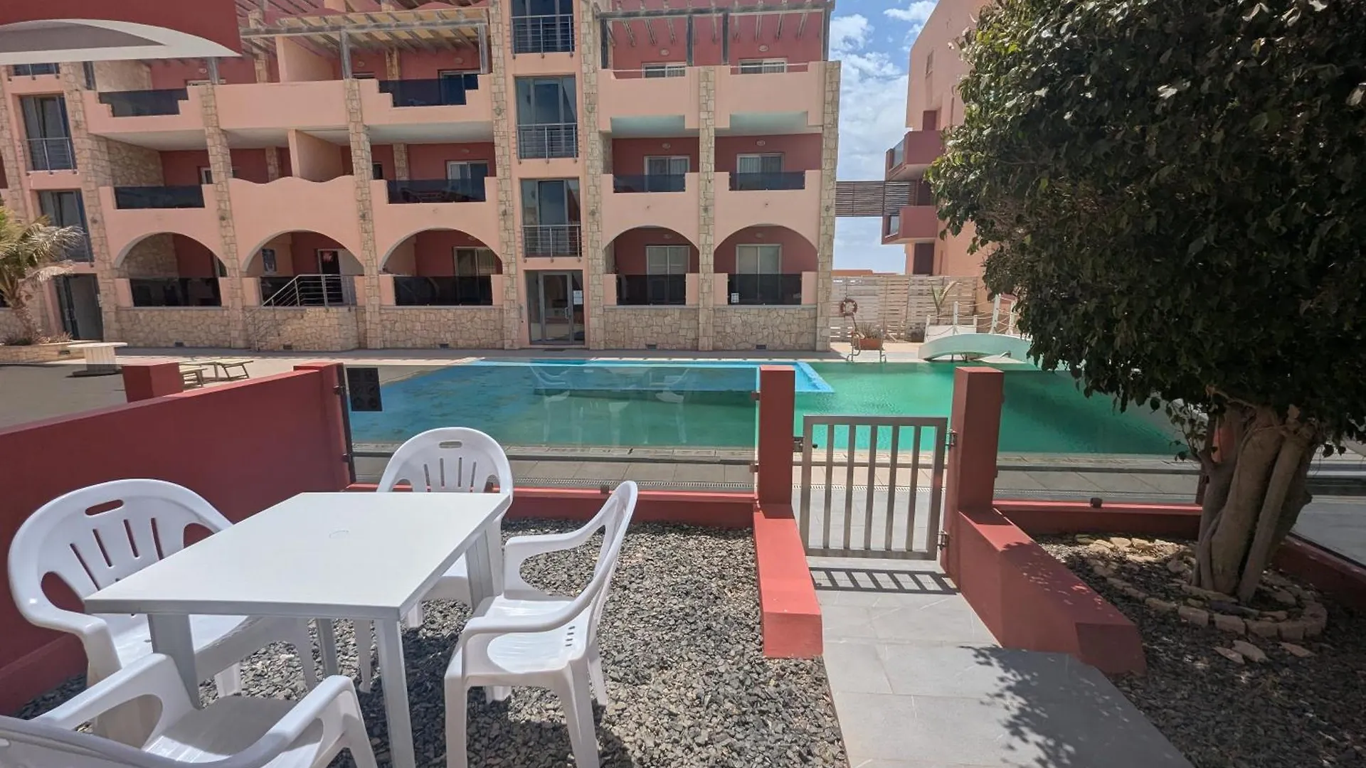 Large Townhouse Close To Beach Sal Rei Apartman
